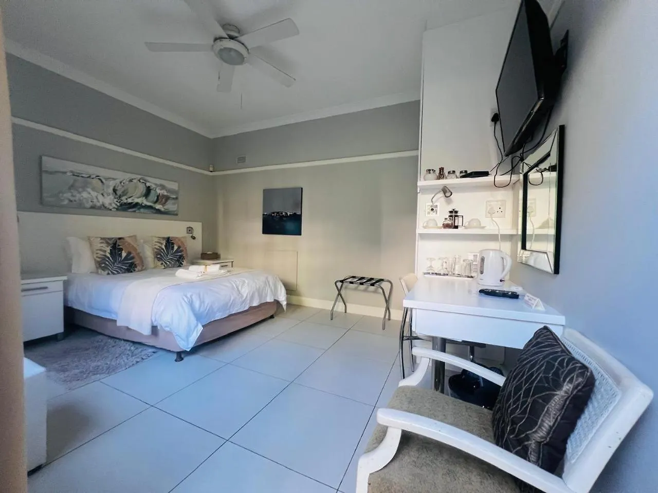 Sir Roys Guest House Port Elizabeth 4*,  South Africa