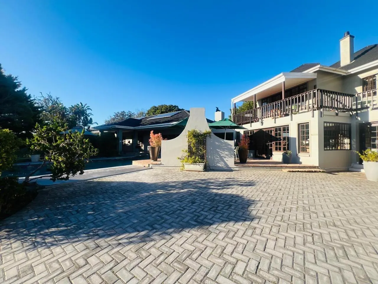 Sir Roys Guest House Port Elizabeth