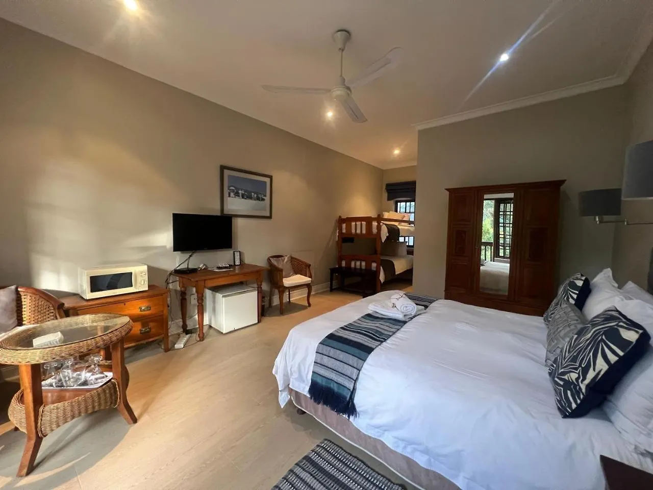 Sir Roys Guest House Port Elizabeth