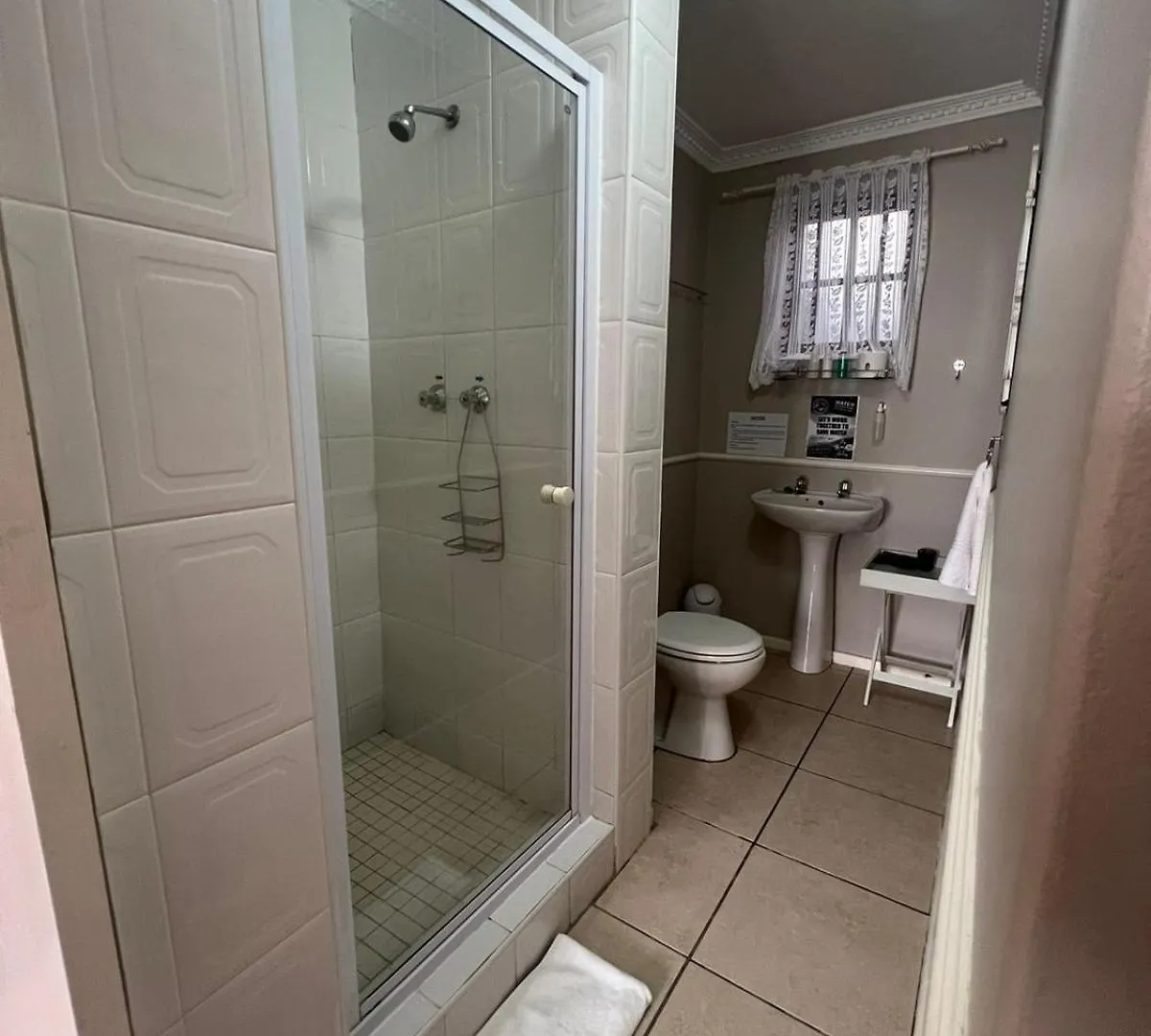 Sir Roys Guest House Port Elizabeth